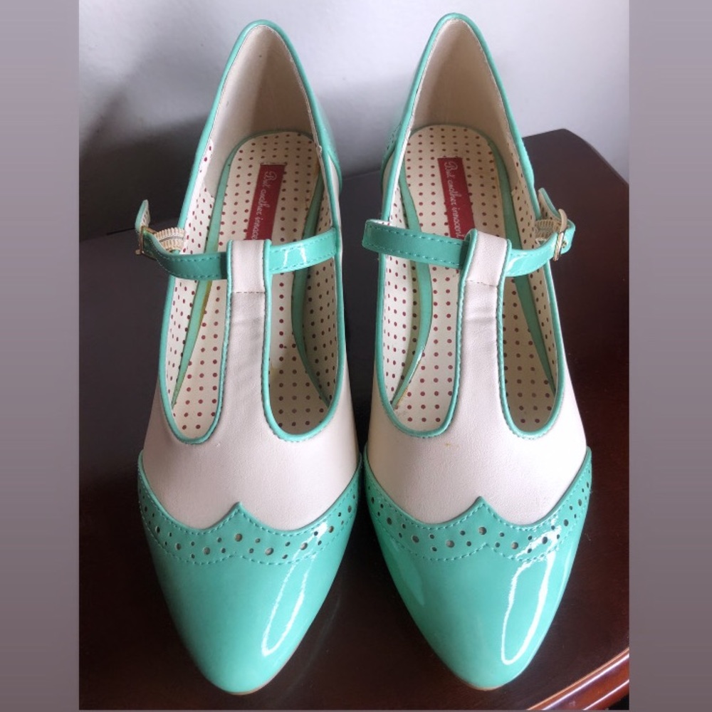 Vintage-Inspired Mint and Cream T-Strap Heels